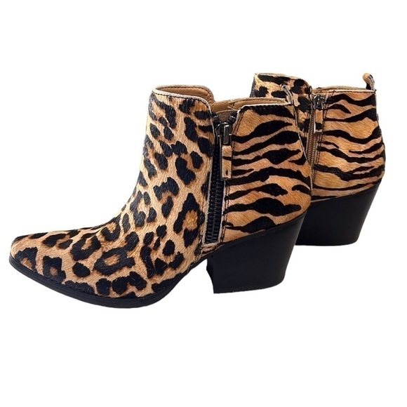 Franco Fortini Women’s Boots Olivianna Leopard/Zebra #331622 Ankle EUC Size-6.5 - Picture 3 of 7
